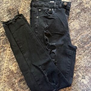 Edgy Black Distressed Skinny Jeans